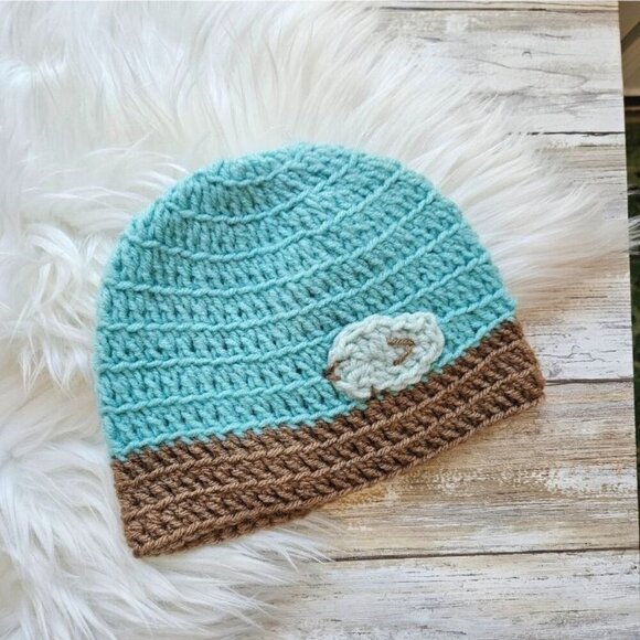 Toddler Hat from Cotton N Kandi on Etsy- 17" Pudgy Bird - Picture 1 of 2